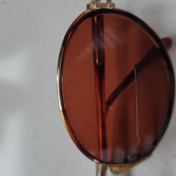 Vintage (Prescription) Gucci Gold and Red Oval Sunglasses - Picture 6 of 9